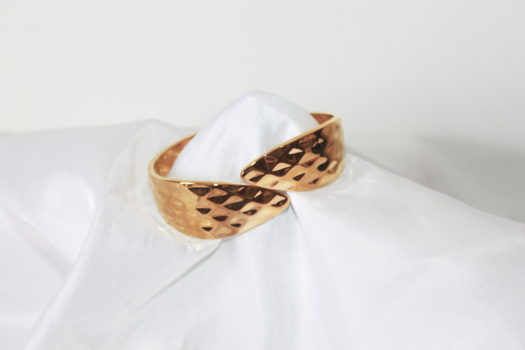 MARIA DA PENHA Gold bracelet