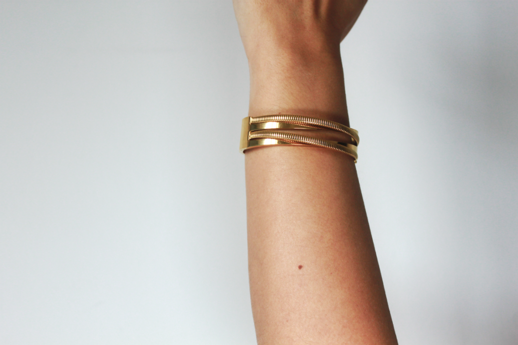 JOANA D'ARC Pulseira dourada 