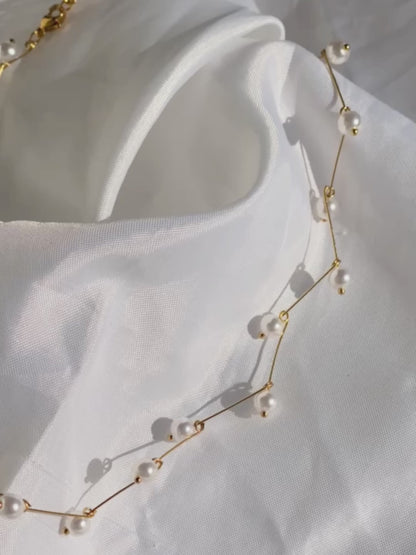 CLARITY Constelation necklace with white pearls